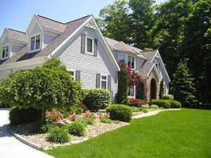 Landscapers and Lawncare Services in West Simsbury, CT